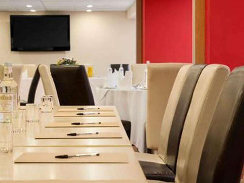 Ramada - Heathrow East Hotel Hounslow