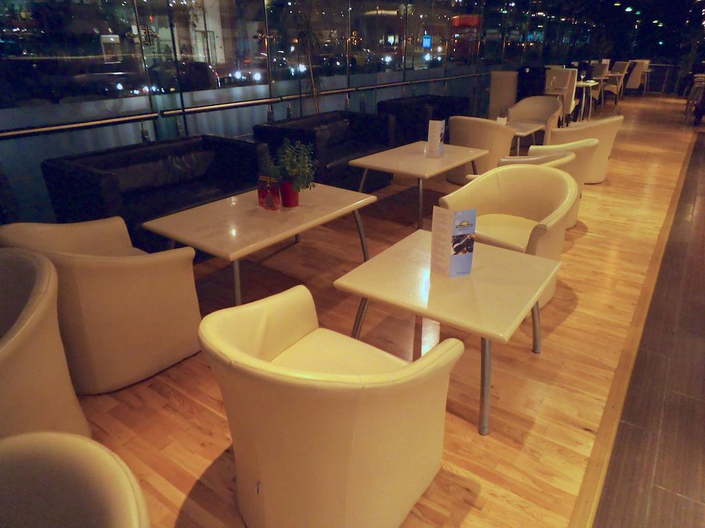 Ramada - Heathrow East 3*