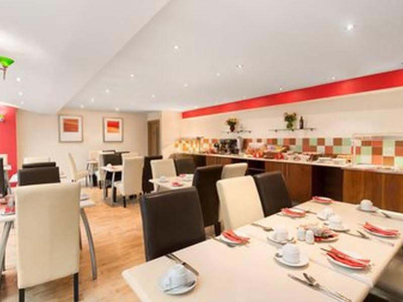 Ramada - Heathrow East 3* Hounslow