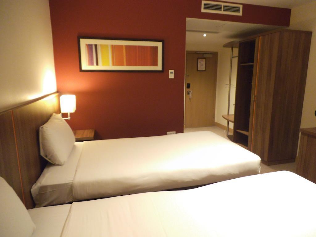 Ramada - Heathrow East